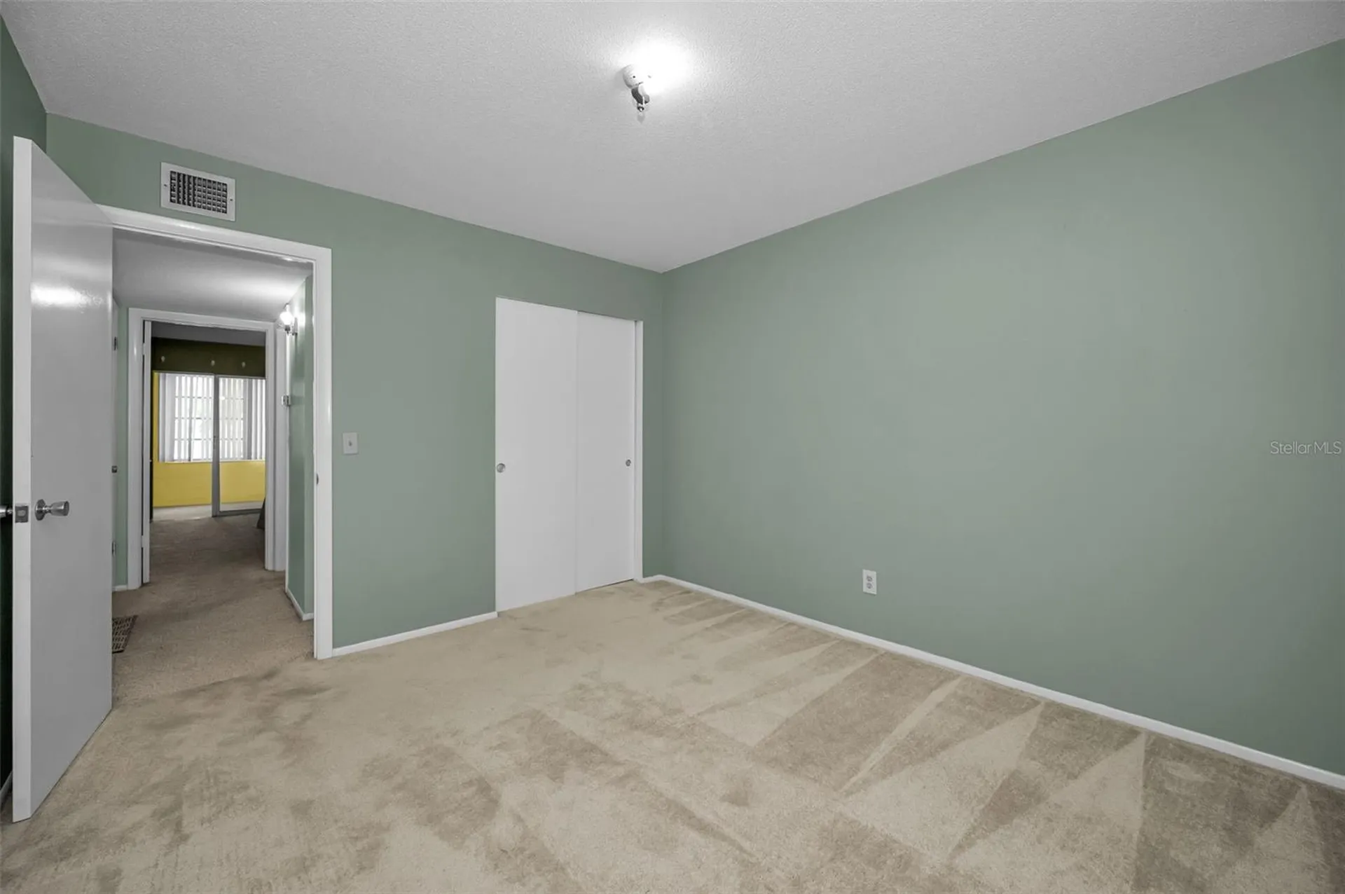 2072 Australia Way W Clearwater FL 33763