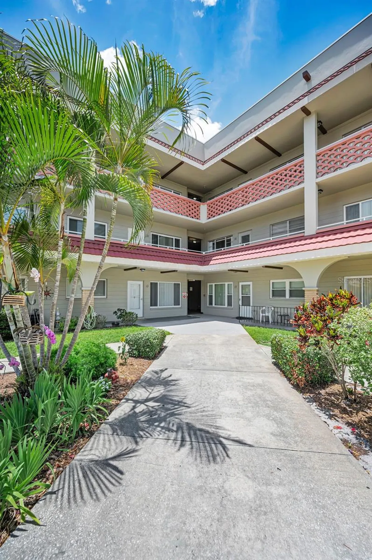 2072 Australia Way W Clearwater FL 33763