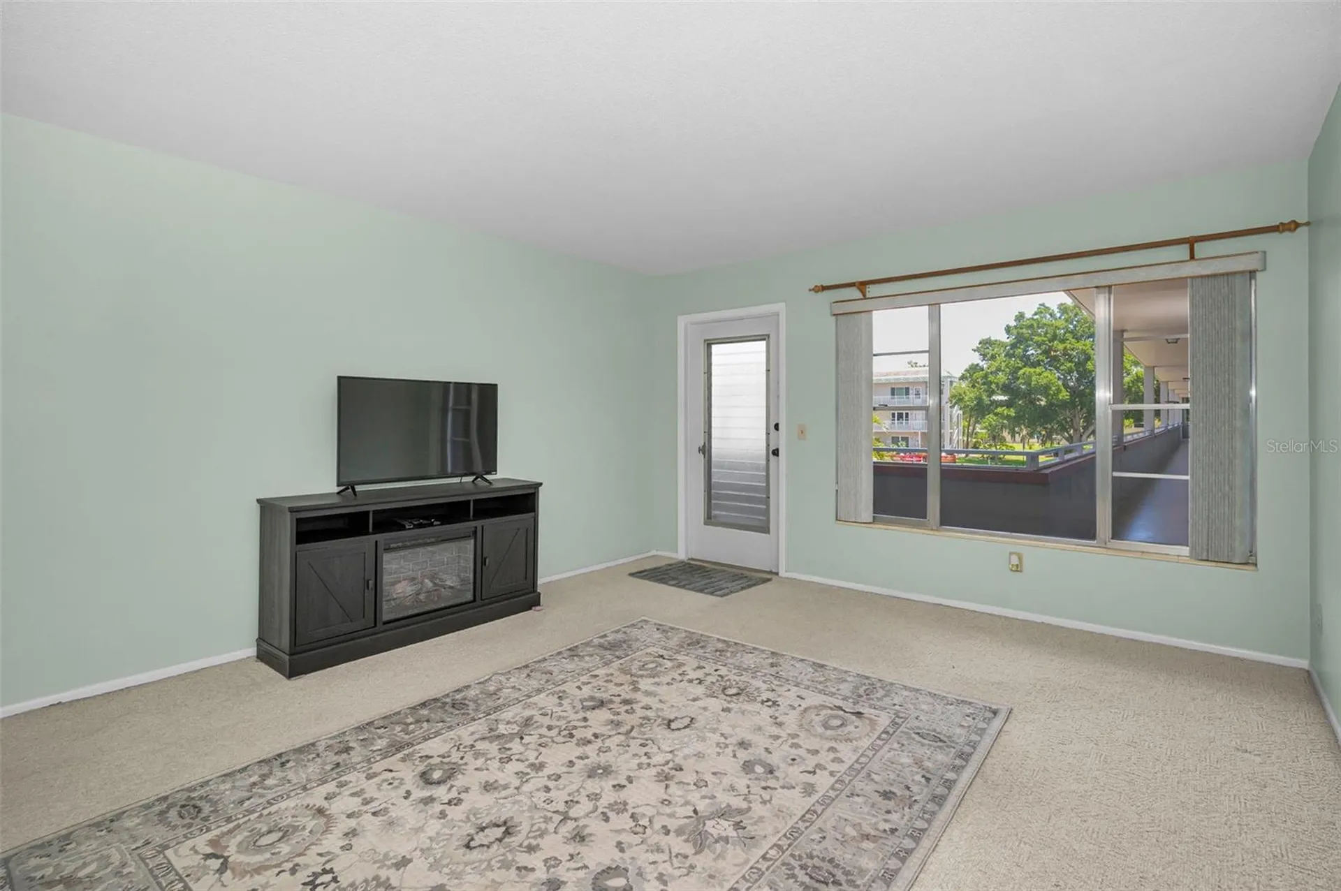 2072 Australia Way W Clearwater FL 33763