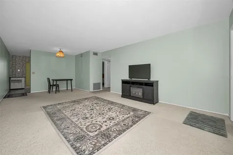 2072 Australia Way W Clearwater FL 33763