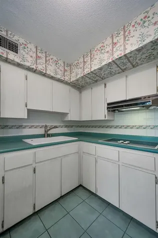 2072 Australia Way W Clearwater FL 33763