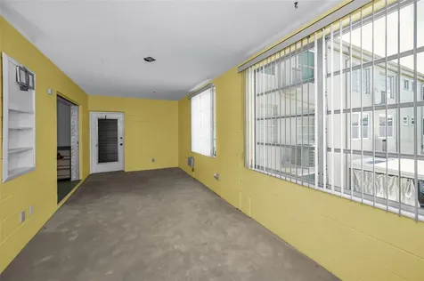 2072 Australia Way W Clearwater FL 33763