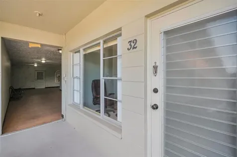 2072 Australia Way W Clearwater FL 33763