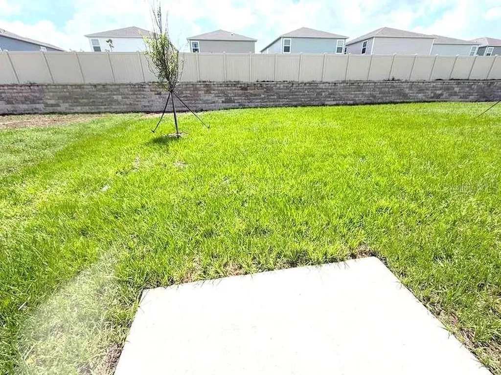 11357 Brae Way Dade City FL 33525