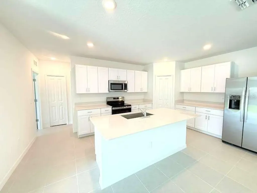 11357 Brae Way Dade City FL 33525