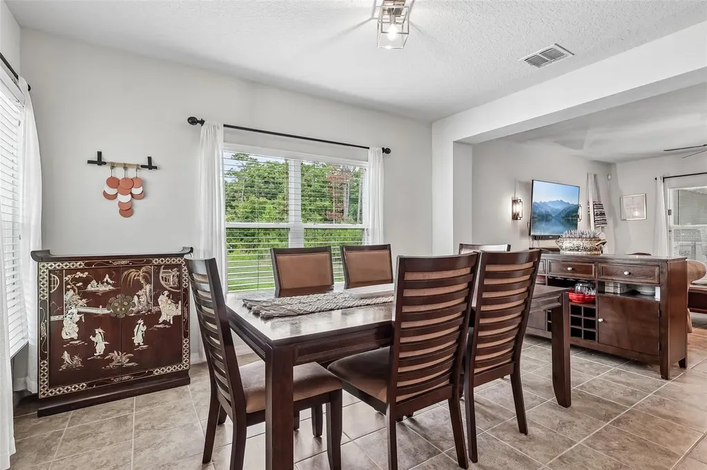 14102 Waterford Creek Boulevard Orlando FL 32828