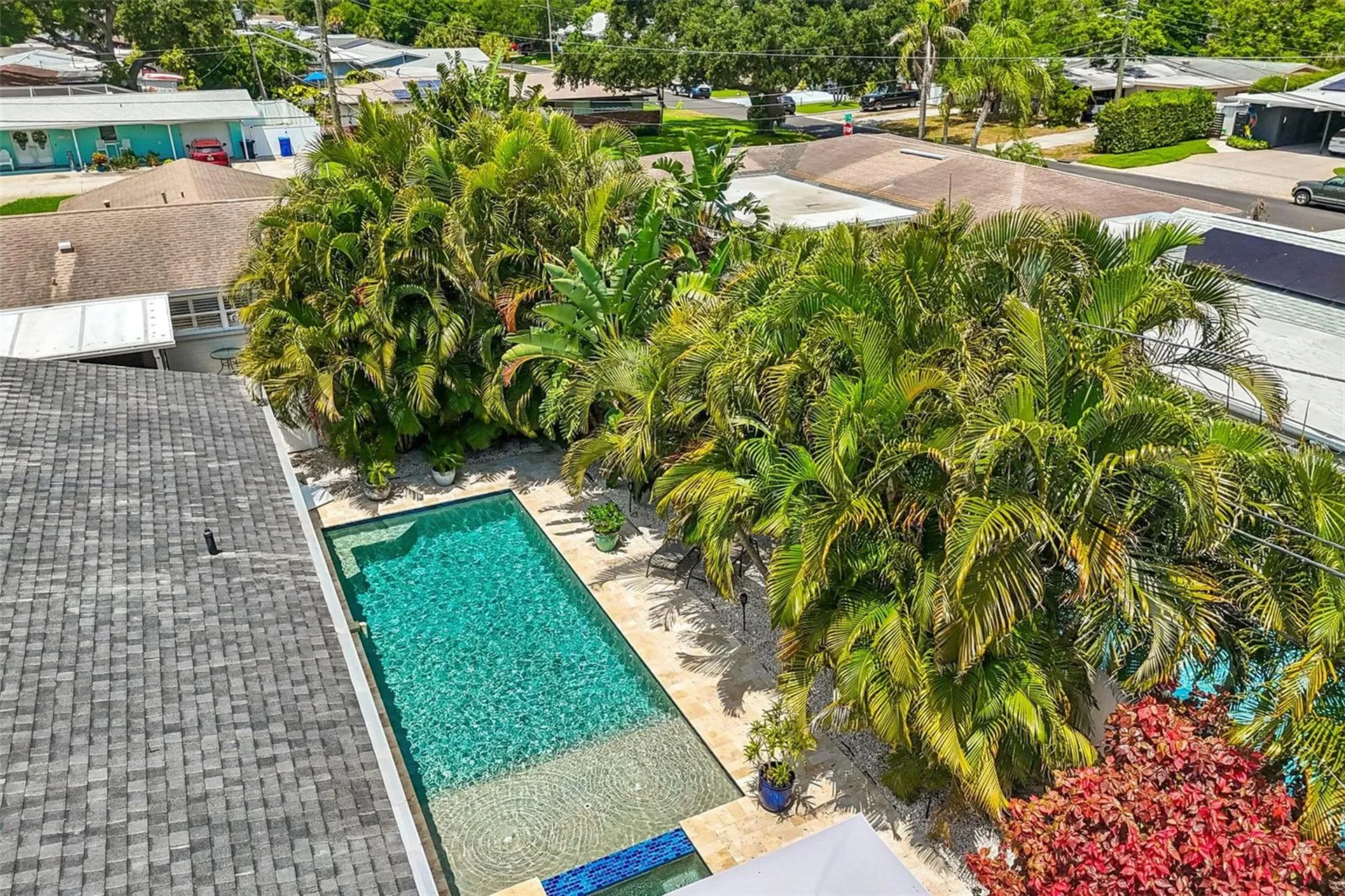 6765 11th Avenue N St Petersburg FL 33710