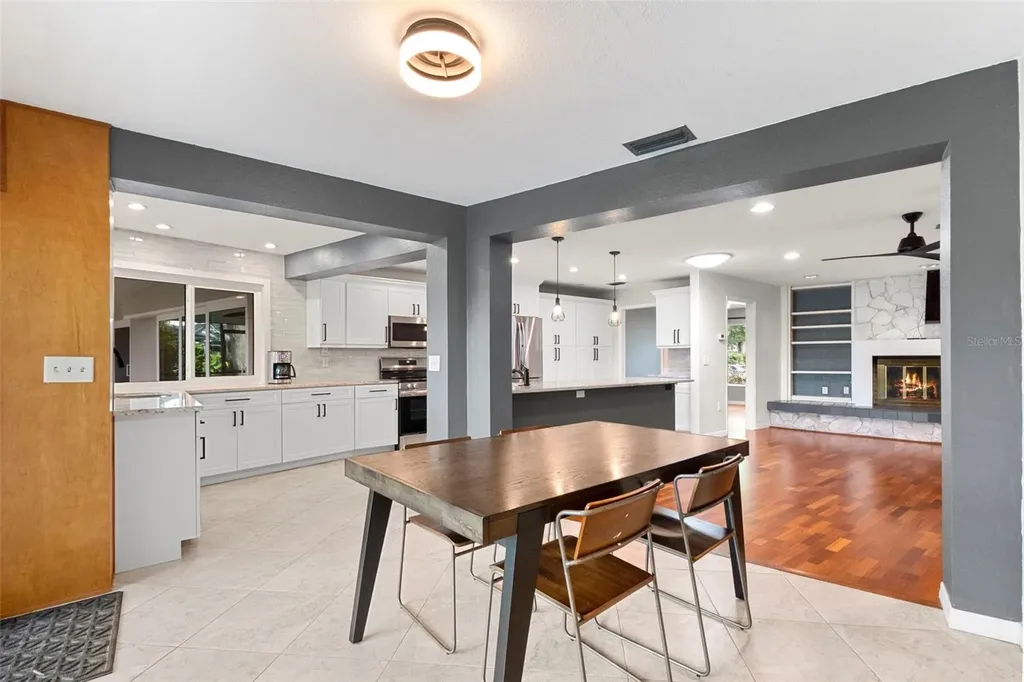 4308 Middle Lake Drive Tampa FL 33624