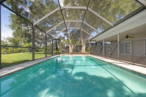 4308 Middle Lake Drive Tampa FL 33624