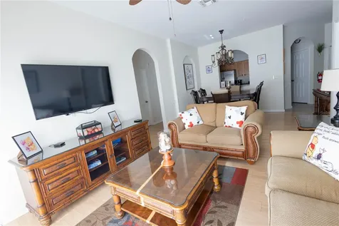 2784 Almaton Loop Kissimmee FL 34747