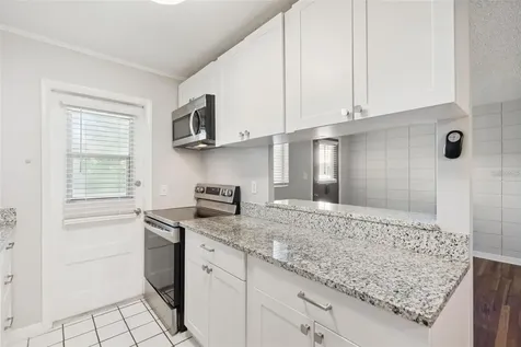 320 Lakeview Street Orlando FL 32804