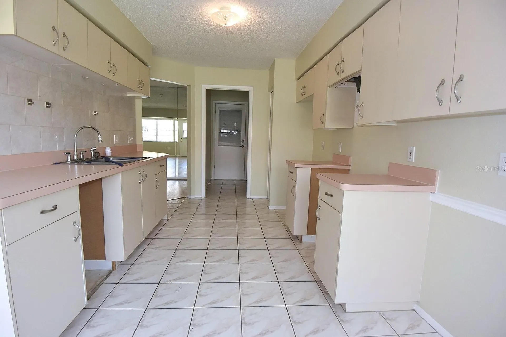 9027 Warwick Lane New Port Richey FL 34655