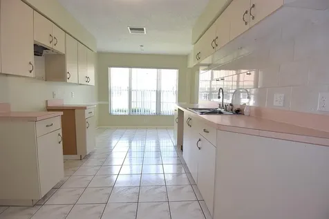 9027 Warwick Lane New Port Richey FL 34655