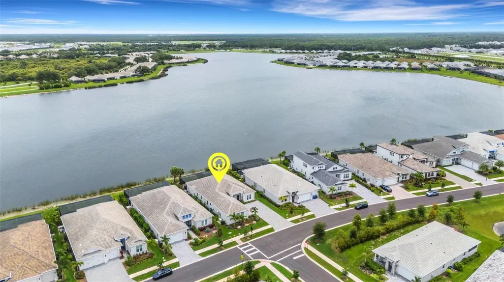 8023 Waterbend Trail Sarasota FL 34240