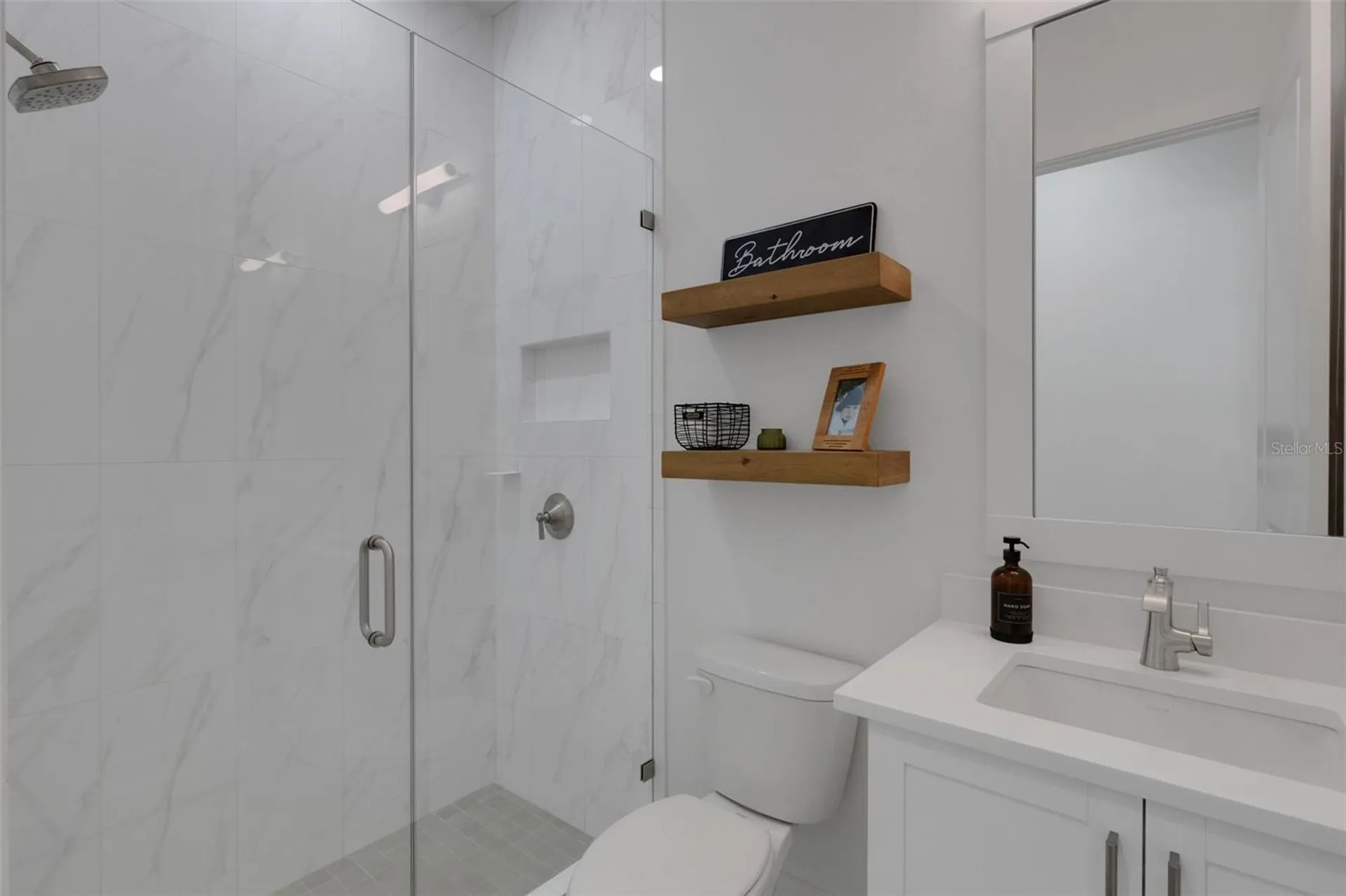8023 Waterbend Trail Sarasota FL 34240