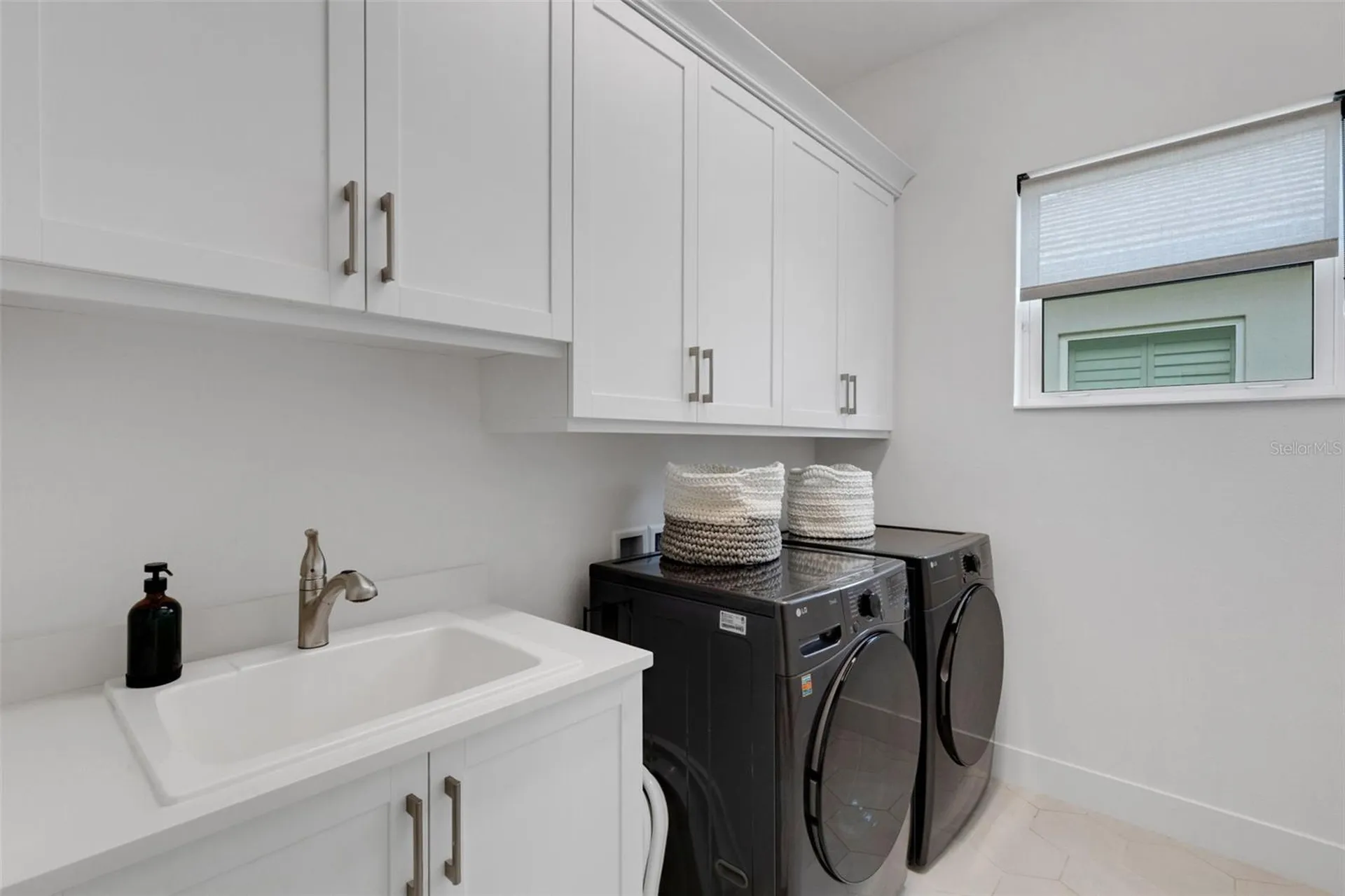 8023 Waterbend Trail Sarasota FL 34240