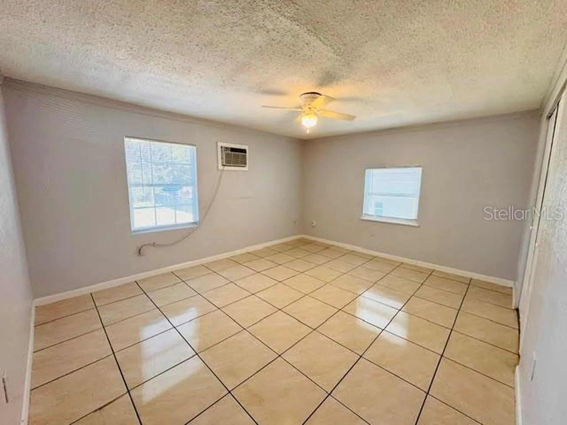 2722 S Sunrise Court Orlando FL 32806