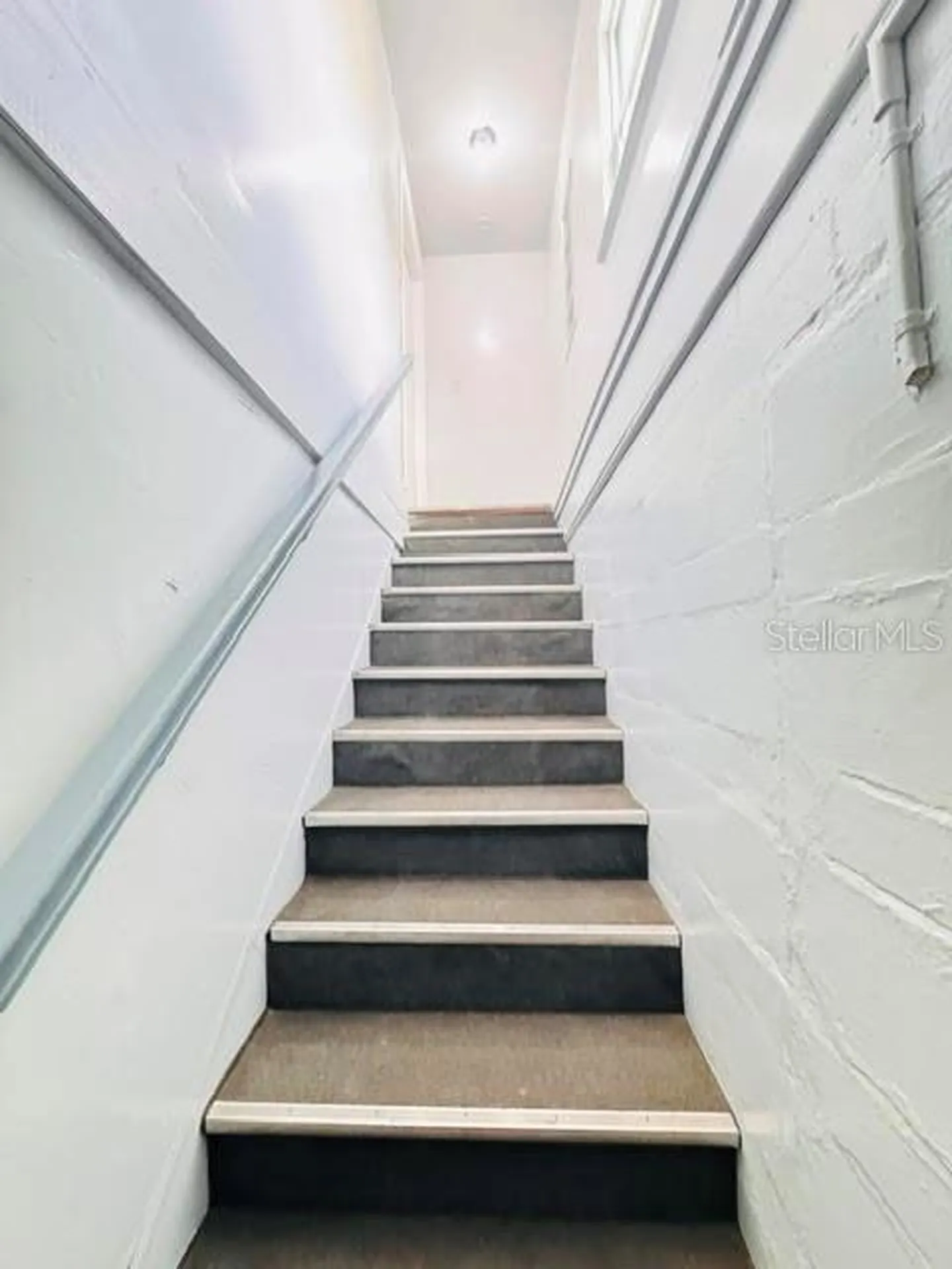 2722 S Sunrise Court Orlando FL 32806