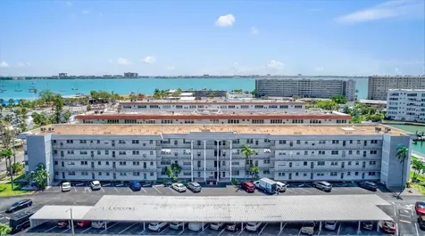 2960 59th Street S Gulfport FL 33707