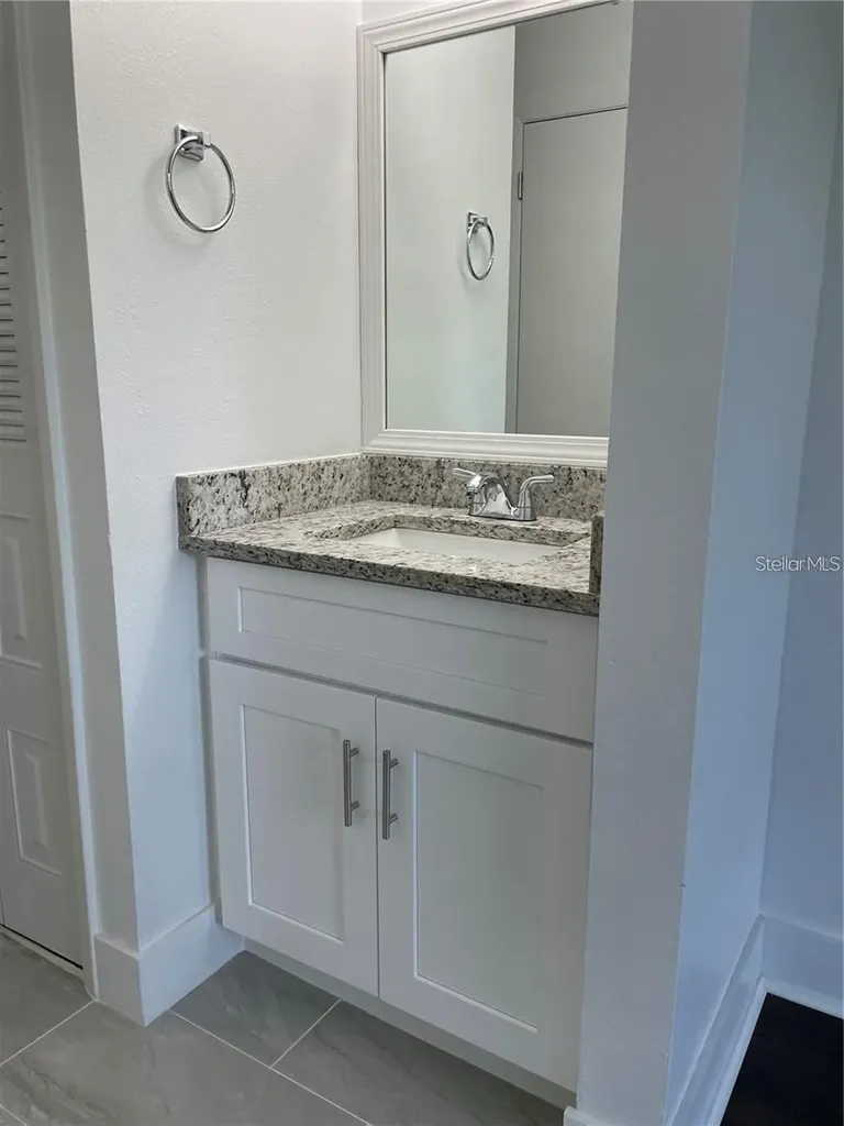 199 Afton Square Altamonte Springs FL 32714