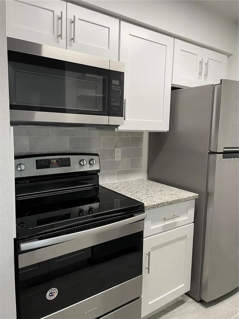199 Afton Square Altamonte Springs FL 32714