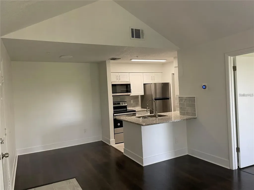 199 Afton Square Altamonte Springs FL 32714