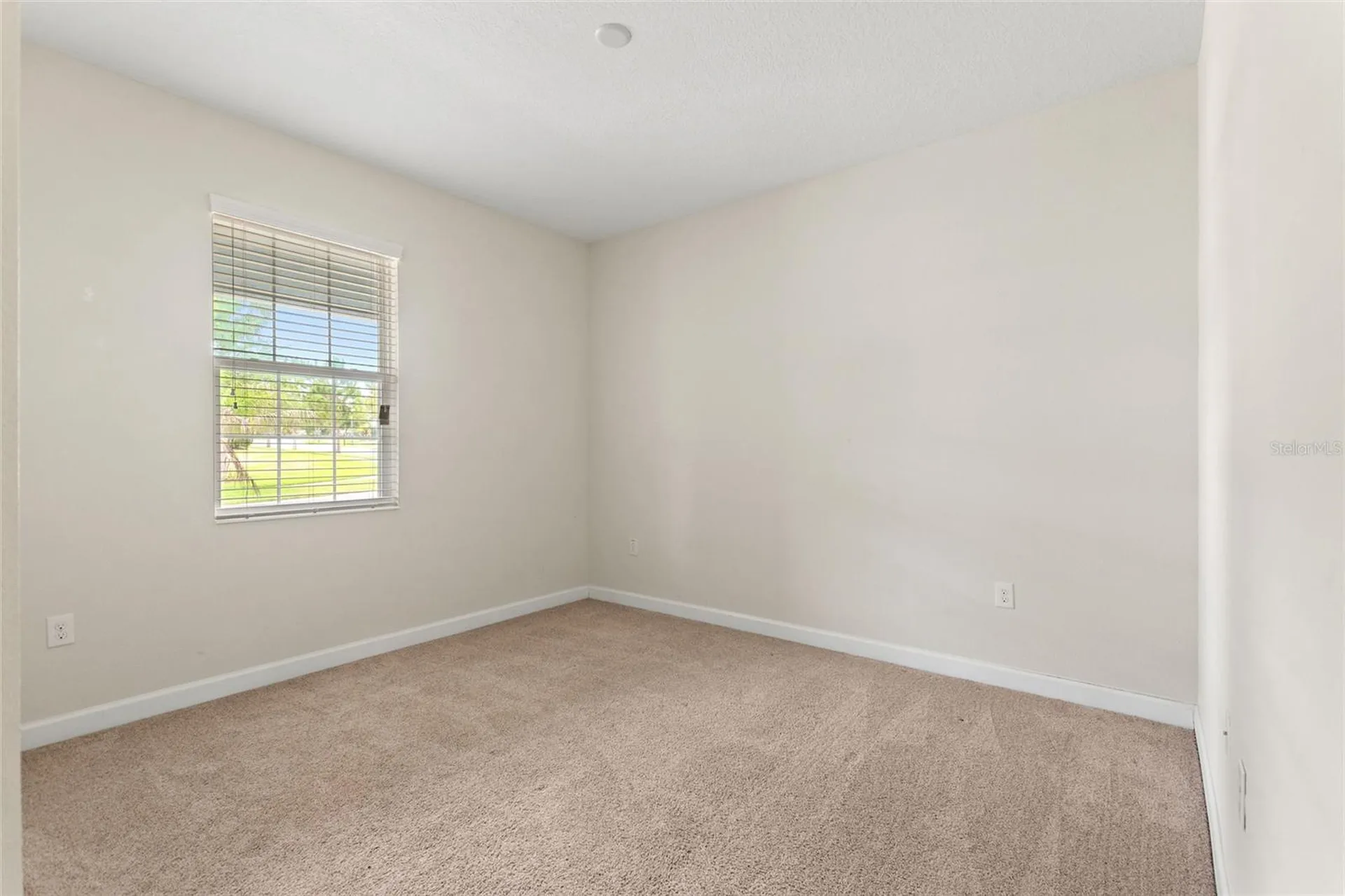 1401 Clubman Drive Davenport FL 33896