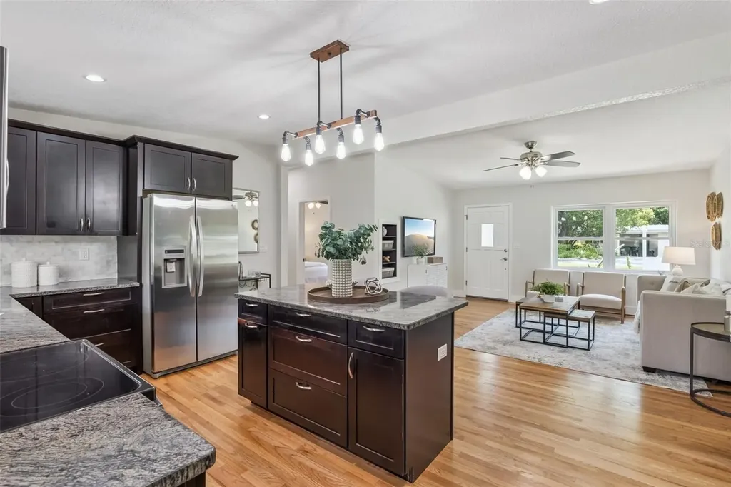 2817 Pickfair Street Orlando FL 32803