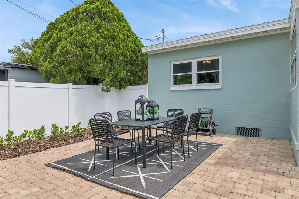 2817 Pickfair Street Orlando FL 32803