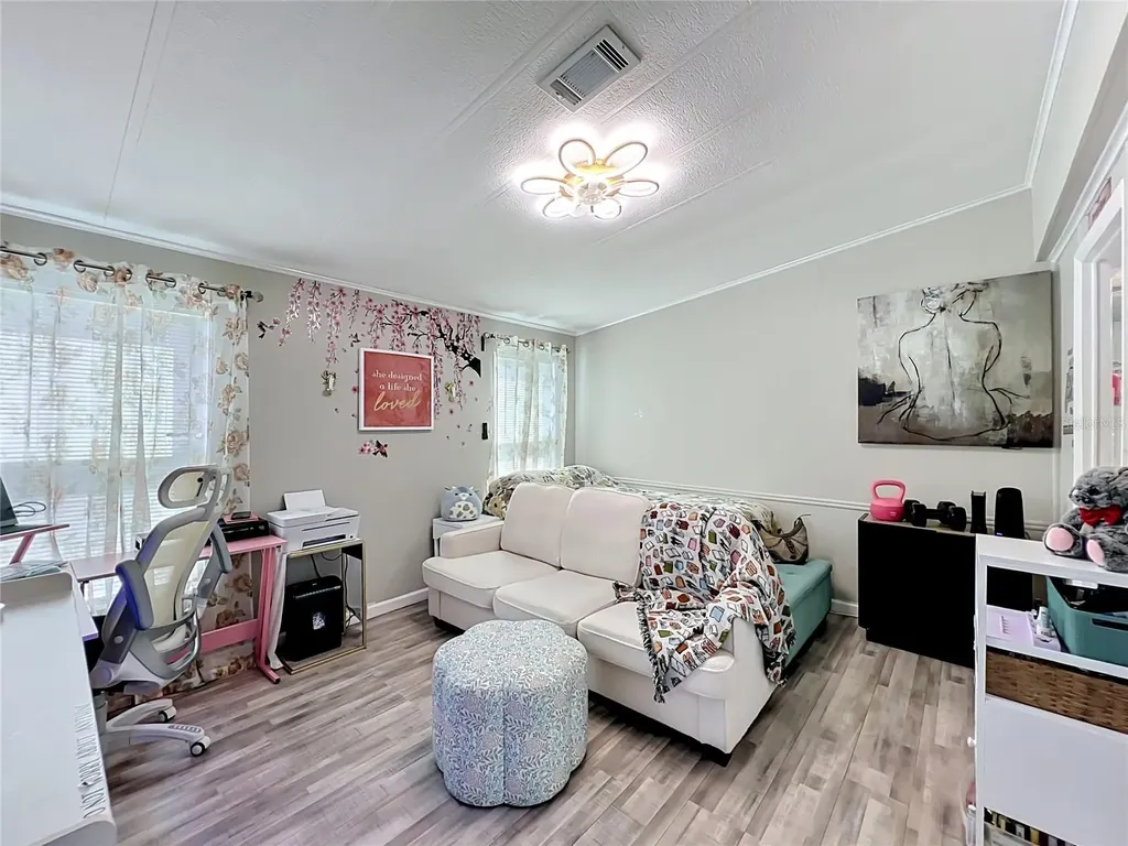 7519 Charlin Parkway Orlando FL 32822