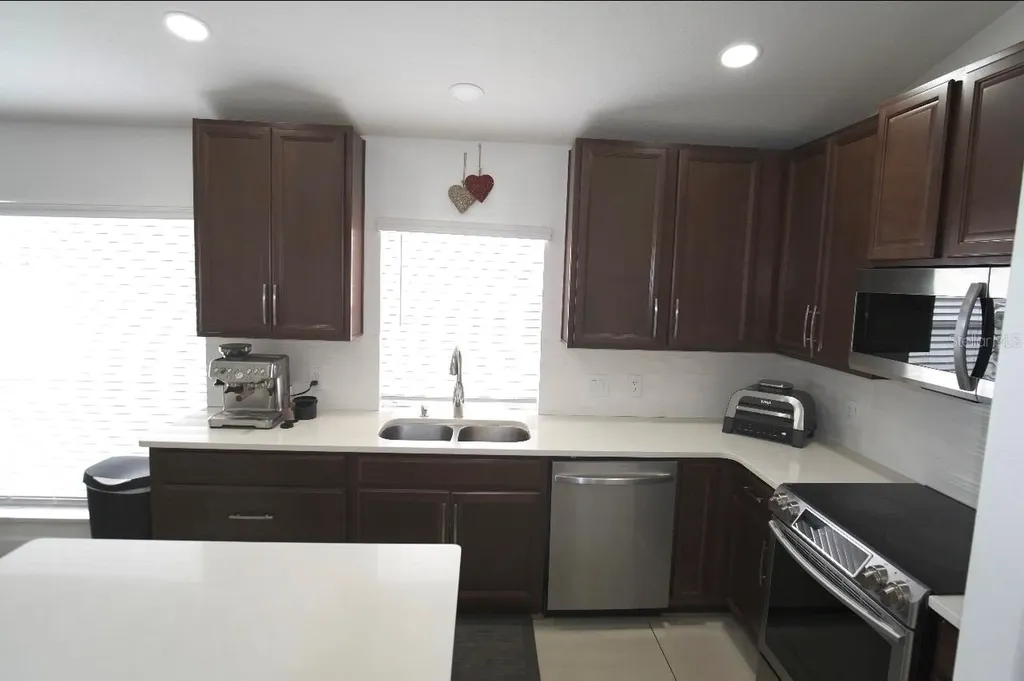 3244 Herons Point Circle Kissimmee FL 34741