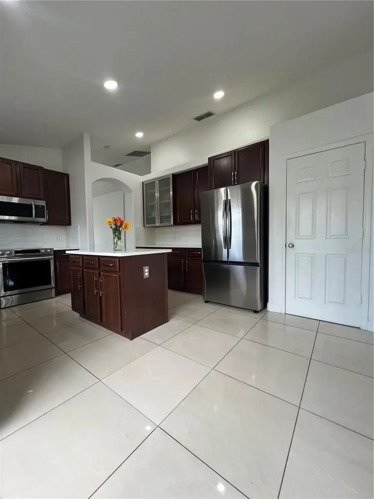 3244 Herons Point Circle Kissimmee FL 34741