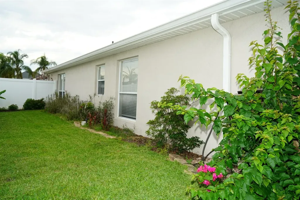 3244 Herons Point Circle Kissimmee FL 34741