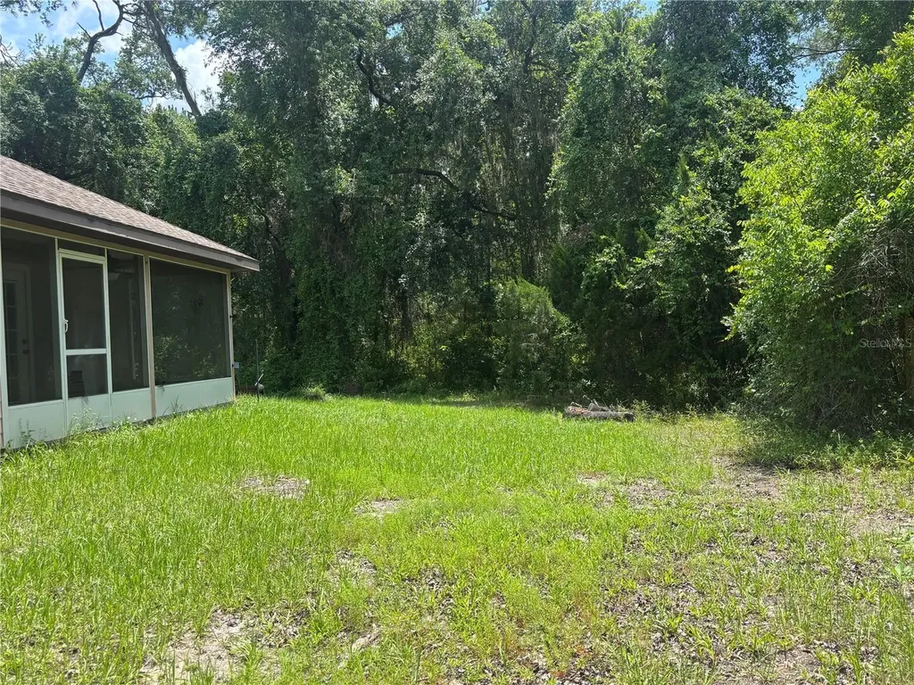5813 SE 230th Terrace Hawthorne FL 32640