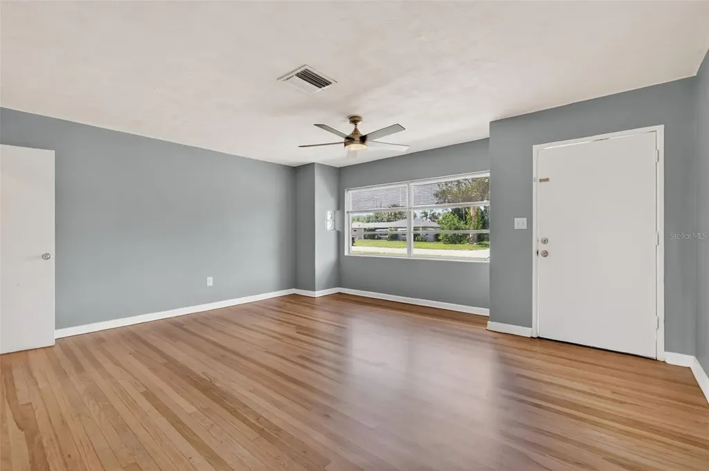 2760 Westland Road Mount Dora FL 32757