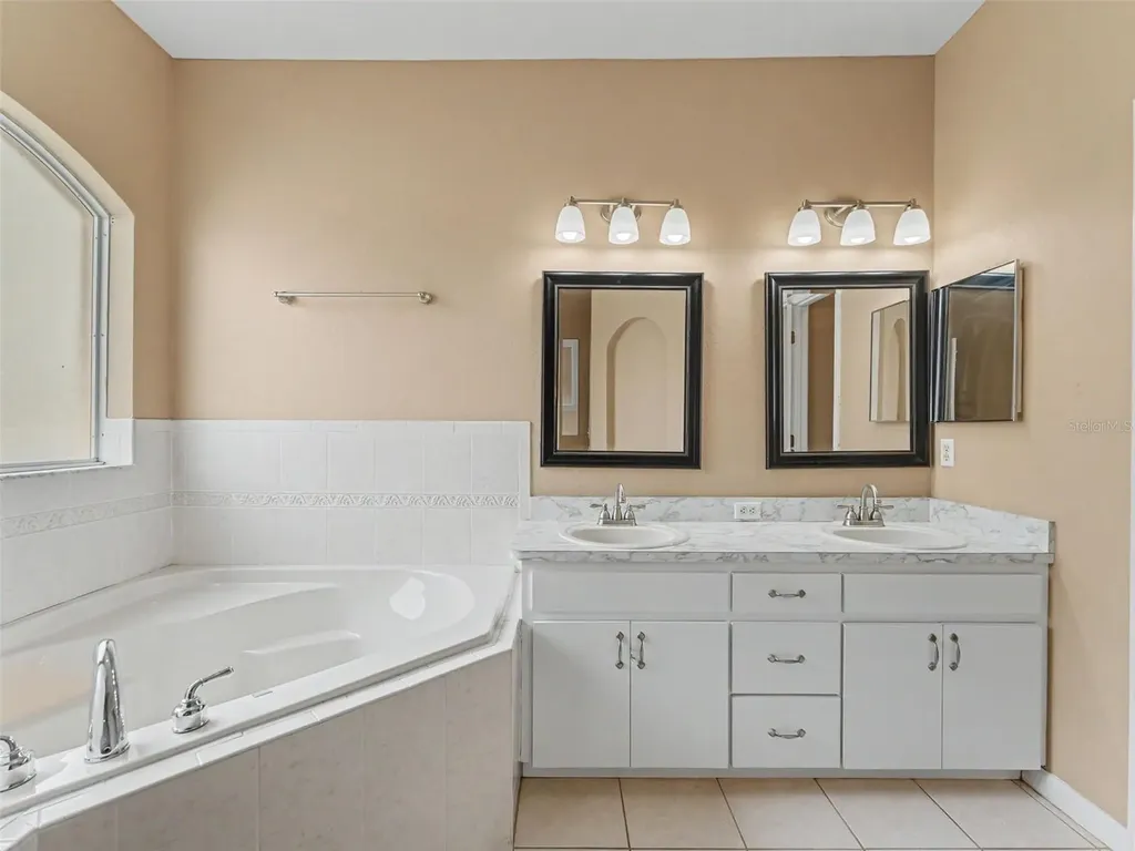 4064 Byrds Crossing Drive Lakeland FL 33812
