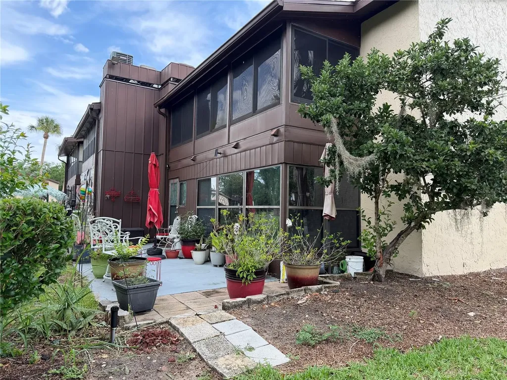 687 Midway Drive Ocala FL 34472