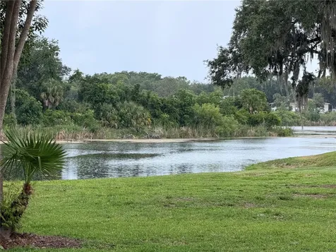 687 Midway Drive Ocala FL 34472