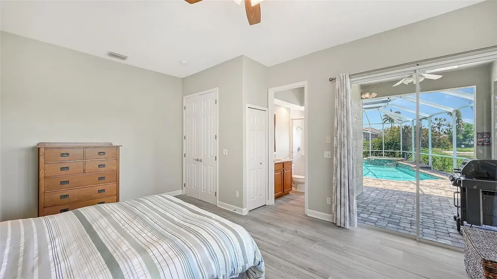 7151 Wainscott Court Sarasota FL 34238
