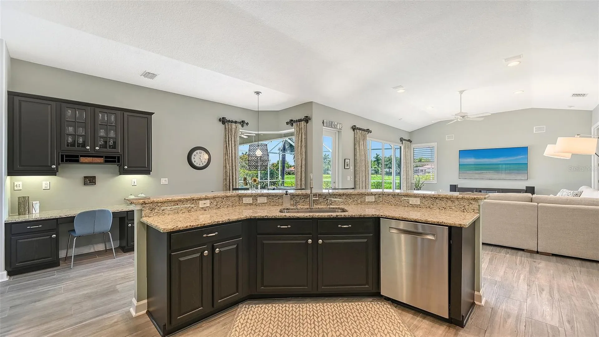 7151 Wainscott Court Sarasota FL 34238