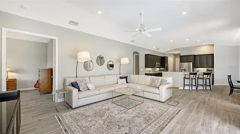 7151 Wainscott Court Sarasota FL 34238