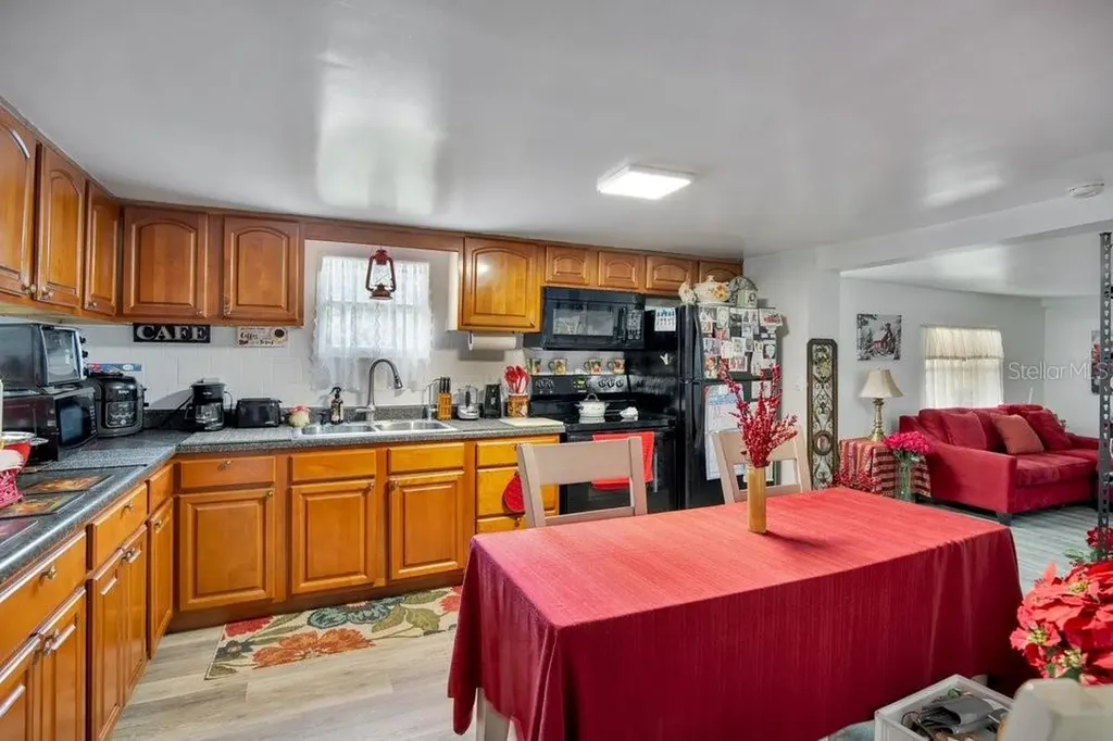 18222 Lynbrook Road Orlando FL 32820