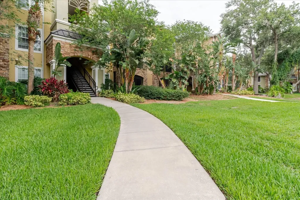 10019 Courtney Palms Boulevard Tampa FL 33619