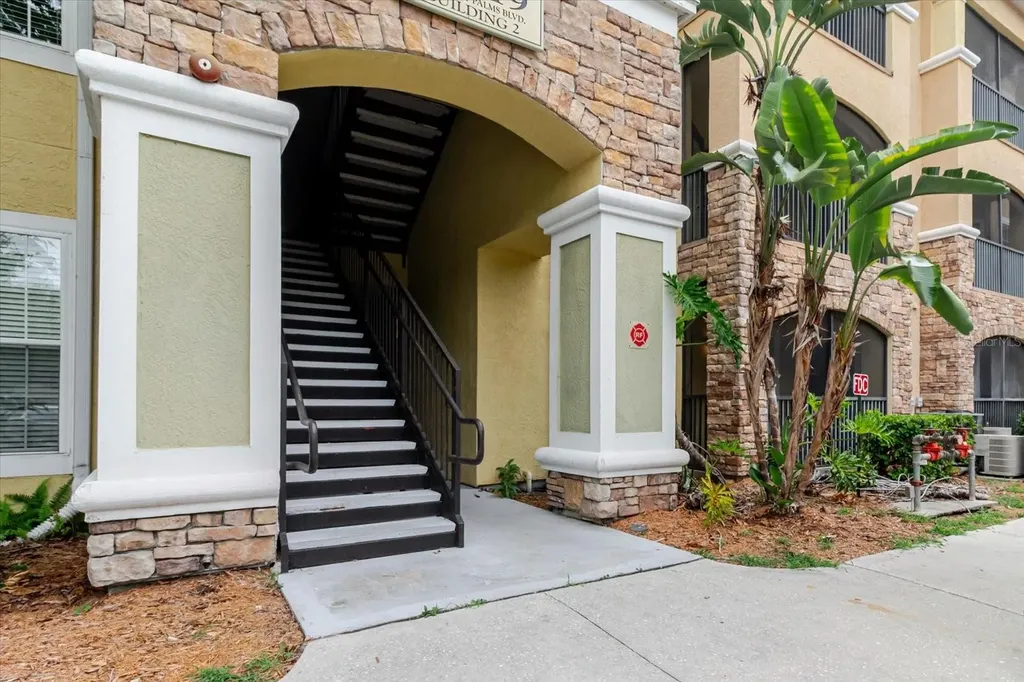 10019 Courtney Palms Boulevard Tampa FL 33619