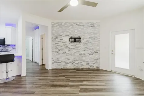 10019 Courtney Palms Boulevard Tampa FL 33619