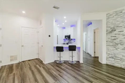 10019 Courtney Palms Boulevard Tampa FL 33619