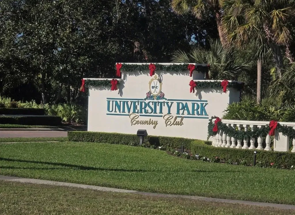 8926 Manor Loop Lakewood Ranch FL 34202