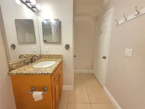 8926 Manor Loop Lakewood Ranch FL 34202