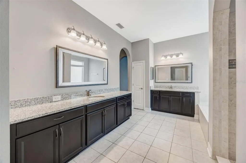 31973 Mardelle Place Wesley Chapel FL 33543