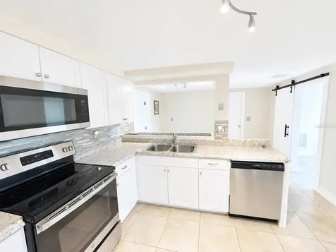 3711 Redwood Drive Holiday FL 34691
